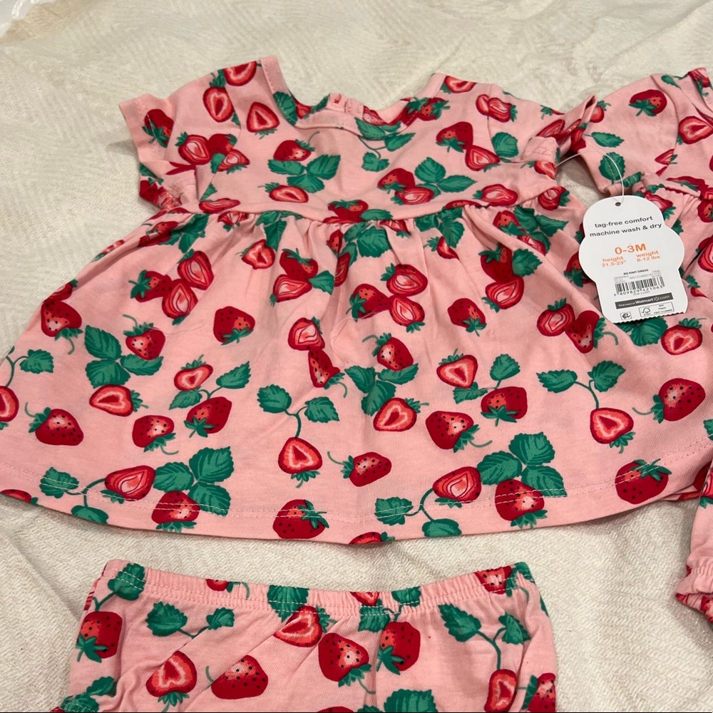 Pink Strawberries Set - Picture 3 of 5